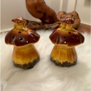 Lego Japan merry mushroom salt and pepper set. Vintage mushroom salt and pepper.